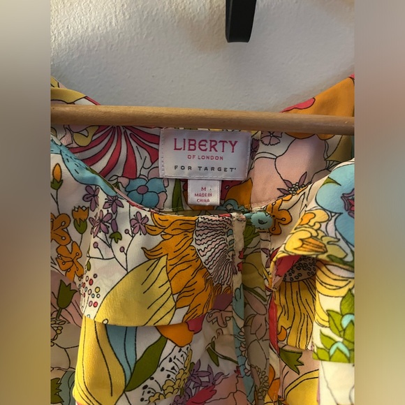 Colorful Liberty of London Halter - Picture 3 of 3